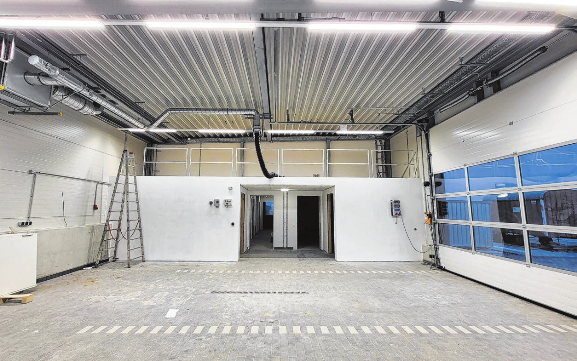 Die Fahrzeuggarage des neuen Feuerwehrhauses in Rexingen.