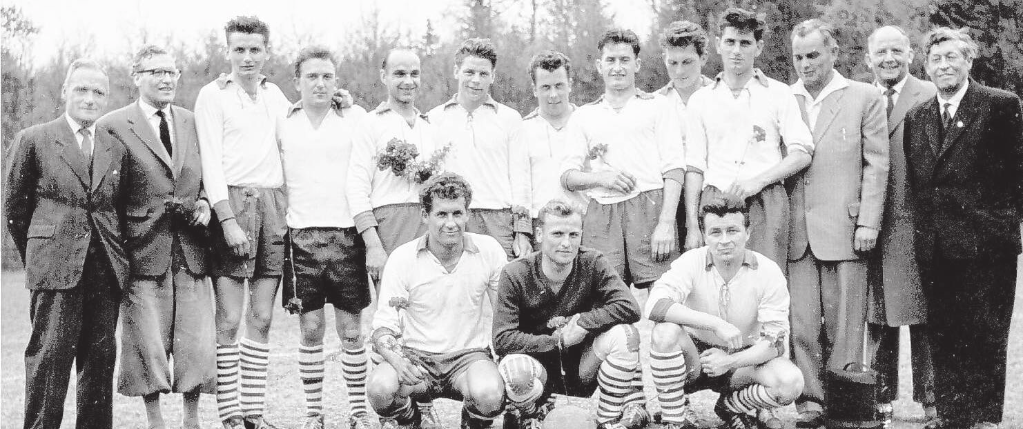 Die Fußball-Meistermannschaft des Jahres 1959. Foto: TV Derendingen