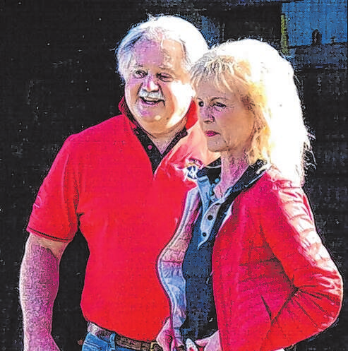 Ute und Rainer Klink, die Inhaber des Boxenstop Museums.