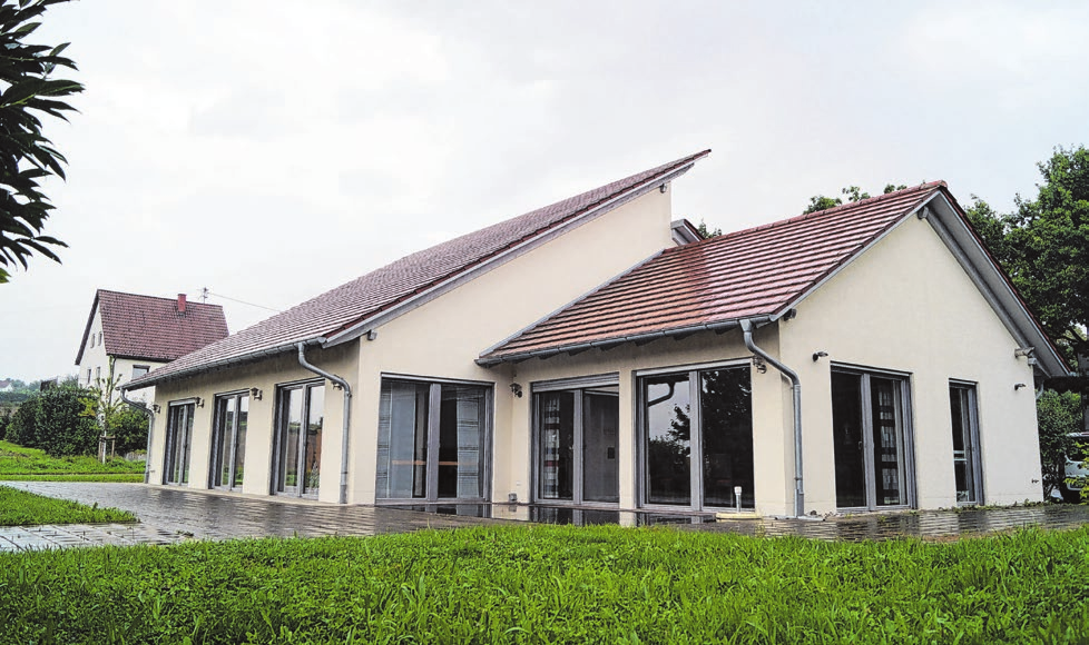Das Vereinsheim am Ortsrand wurde in Eigenleistung errichtet und 2009 eröffnet. Foto: Petra Starzmann