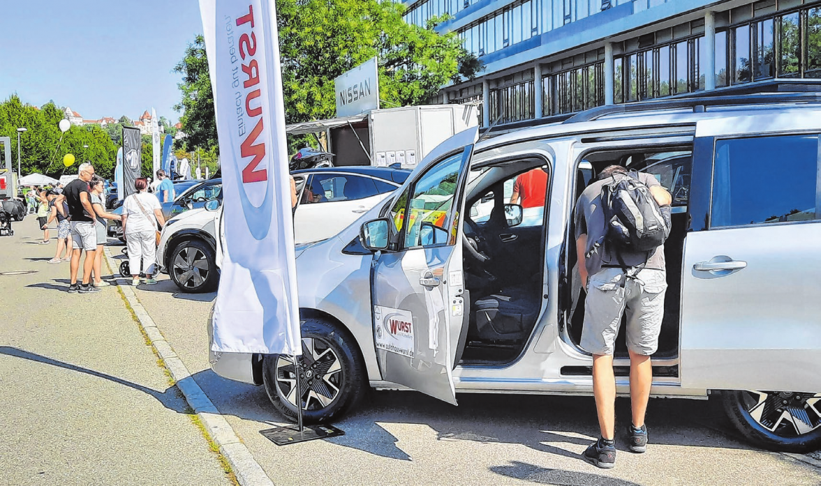 Viel zu sehen und zu erkunden gibt es auf der diesjährigen autoMOBIL. Foto: Bettina Puth