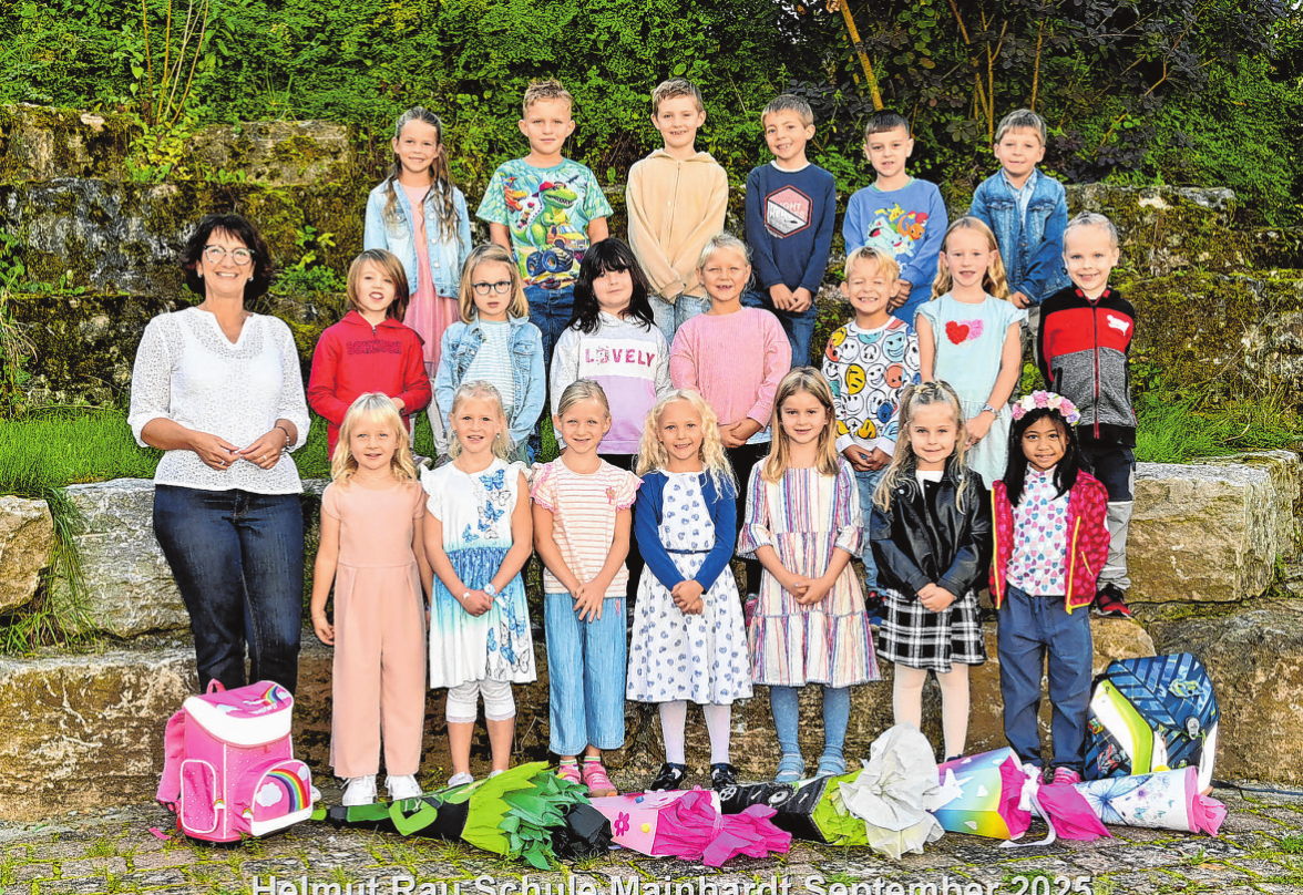 Helmut-Rau-Schule Mainhardt, Klasse 1b Klassenlehrerin: Dagmar Kilthau Foto: Top-Fotografie Rau
