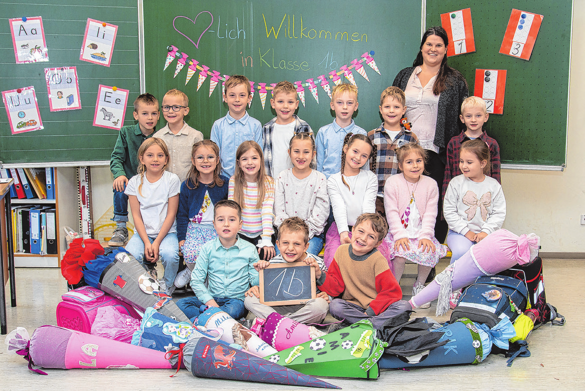 Grundschule Brettheim, Klasse 1b, Klassenlehrerin: Josefa Heimbold Foto: Fotostudio Glück
