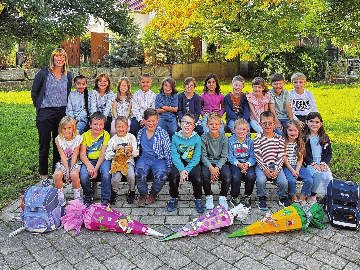 Lupold-von-Bebenburg-Schule, Rot am See, Klasse 1a, Klassenlehrerin: Esther Bartelmeẞ Foto: Gemeinde Rot am See