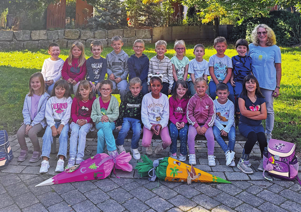 Lupold-von-Bebenburg-Schule, Rot am See, Klasse 1b, Klassenlehrerin: Andrea Weber Foto: Gemeinde Rot am See