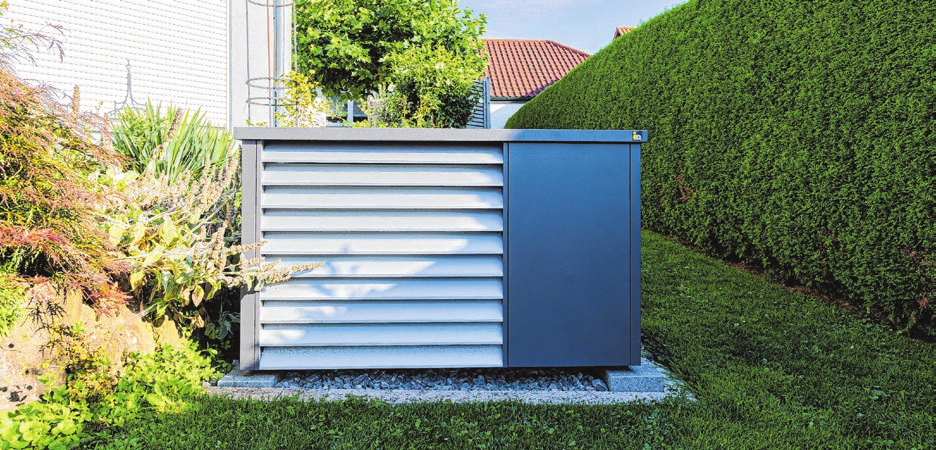 Gut gemacht - die Stübler-Energieexperten kennen sich auch mit der richtigen Platzierung von Wärmepumpen aus: Die Optik muss stimmen und es dürfen keine Störgeräusche wahrnehmbar sein.