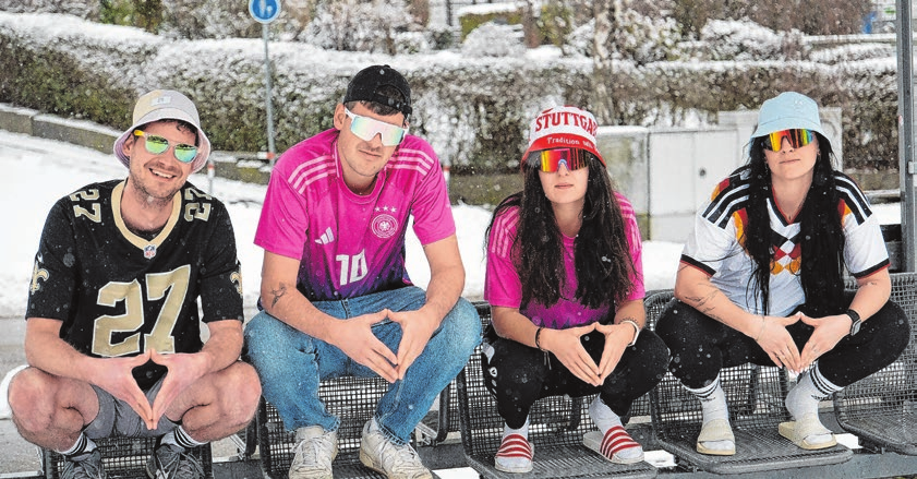 Starten zur Ballonfahrt: Pascal Seyfried, Luca Niedernhöfer, Nele Lehmann, Dana Zimmermann.