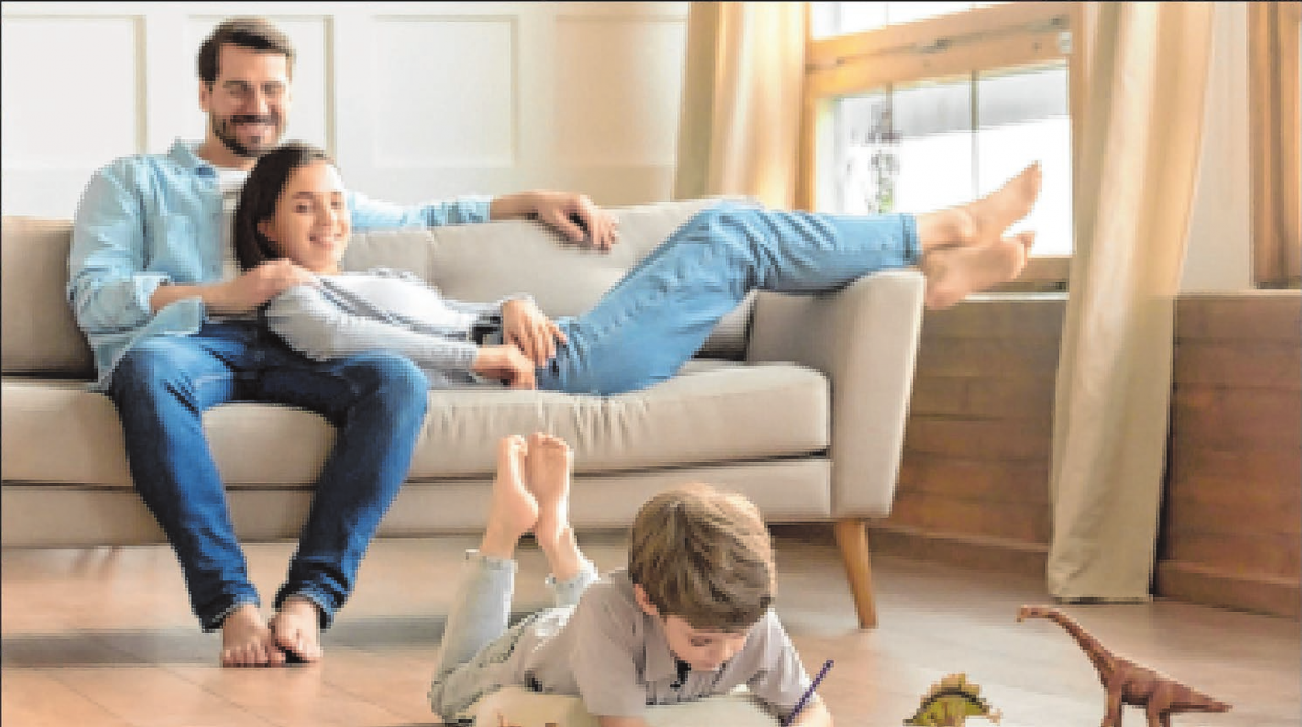 Ein warmer Boden sorgt für Gemütlichkeit. Foto: txn/fizkes/Adobe Stock/Ursa