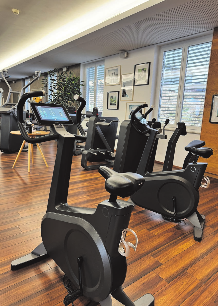 Moderne Geräte, gute Betreuung und ein wohnliches Ambiente sorgen dafür, dass man sich auf jeden Besuch freut. Wellness und Sauna krönen das Training.