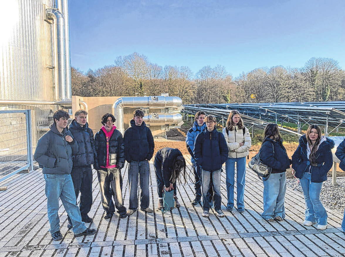 Die J1-er des Gemeinschaftskunde-Kurses des Wildermuth-Gymnasiums zu Gast bei den Stadtwerken Tübingen. Die Jugendlichen informierten sich über Berufswege.