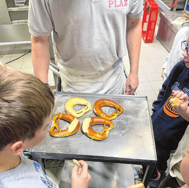Vier unterschiedliche Brezeln.