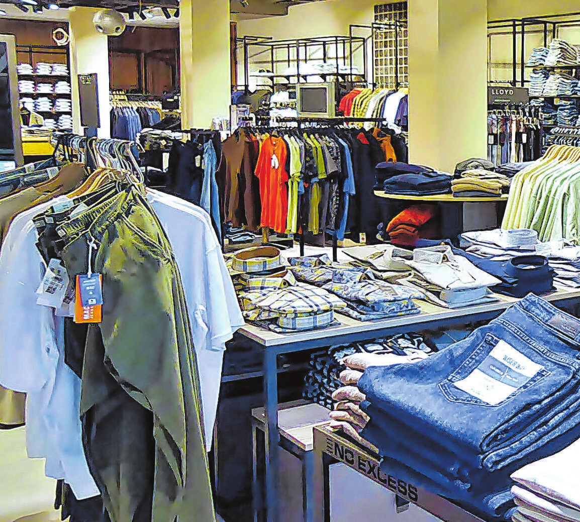 EXCESS Hier ist für jeden und jede das Richtige dabei.