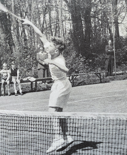 Der junge Klaus Kinkel 1952 auf der Anlage im Fürstengarten.