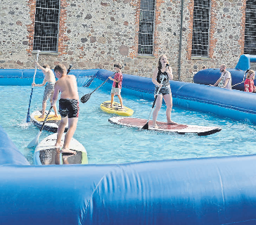 Beim großen Kinder- und Jugendfest soll es auch ein Wasserbecken für Stand-up-Paddeling geben. 