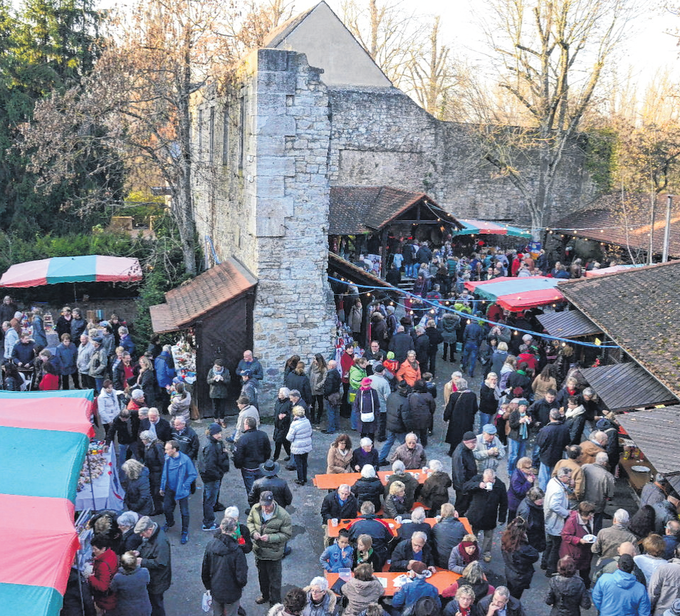 Am Sonntag, 20. November, veranstaltet die Gilde Giemaul den 19. Hätzfelder Adventsmarkt in der alten Schulzenmühle in Heidingsfeld. ARCHIVFOTOS (3): SVEN KELBER