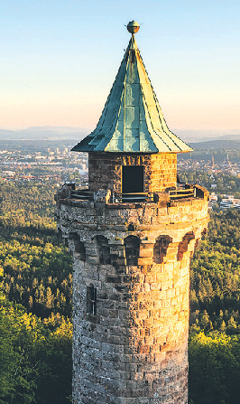 Der Humbergturm mit Stadtansicht. Bild: Dominik Ketz