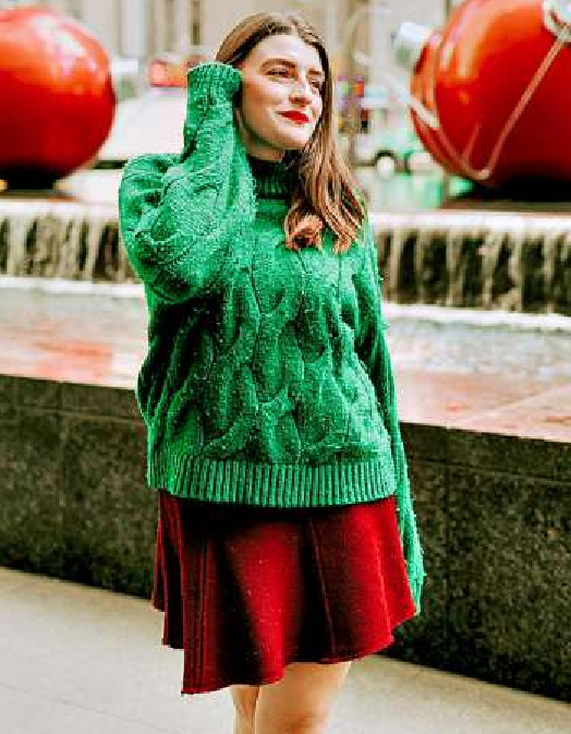Dunkles Rot und Tannengrün sind die dominierenden Farben in der weihnachtlichen Garderobe. FOTOS: UNSPLASH
