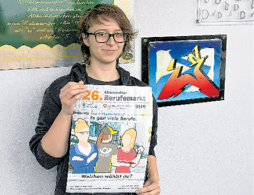 Anne Meier, eine 21-jährige Schülerin am Oberstufenzentrum II in Eberswalde, gestaltete das Plakat für die Werbung zum 26. Berufemarkt. Foto: Alexander Klaaßen