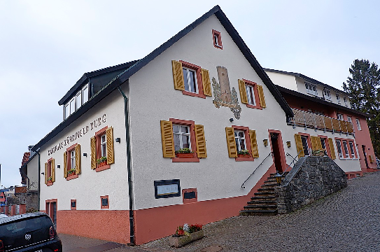 Macht auch von außen etwas her: Das Gasthaus in der Reutebachgasse 19 wurde umfangreich saniert.