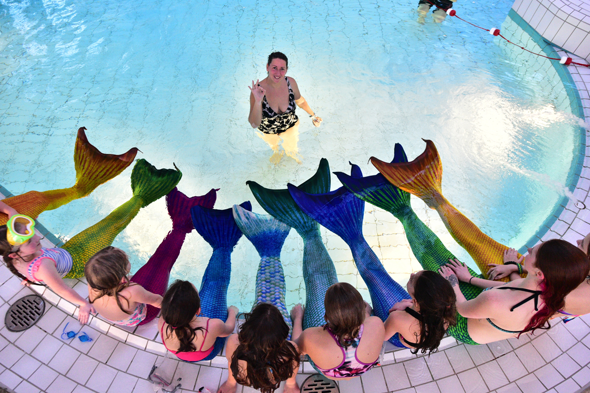 Mermaiding-Kurse gibt es auch in Thüringen - etwa in der Badewelt Waikiki in Zeulenroda. FOTO Marcus Daßler Bildfeuer