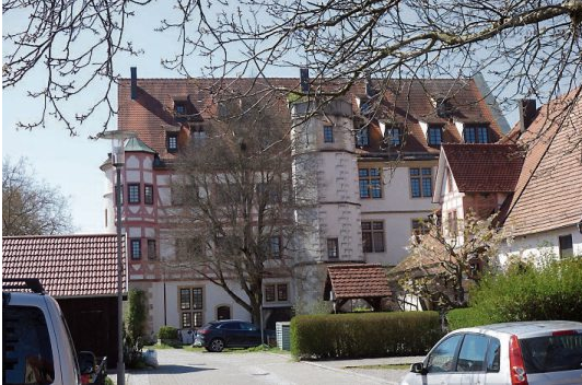 <div>Der Bürgertreff mitten in Kiebingen ist ein Begegnungsraum für</div><div>die Dorfgemeinschaft.</div>