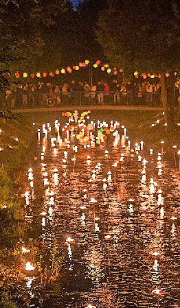 Den Auftakt zum Open Air im Park bildet wie immer das beliebte Lichterfest. KUR UND BÄDER GMBH