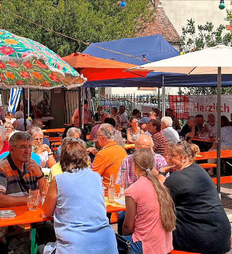 Wie im vergangen Jahr dürften auch am kommenden Wochenende die Gäste wieder scharf auf das Wurzelgemüse sein. FOTO: MOW