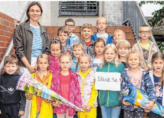 Die Schülerinnen und Schüler der Klasse la der Grundschule Gartz: Bennett Dreblow, Luisa Eick, Vincent Emeling, Janik Fischer, Enna Hintze, Eddi Janke, Anne Marie Kabs, Kacper Kolodziejczak, Artur Lieske, Inga Linke, Emma Marquardt, Liesel Rowbottom, Pia Schmidt, Lennard Stein, Amelia Wakulinska, Filip Wieclawski, Hanna Witt, Klassenleiterin Marta Bures