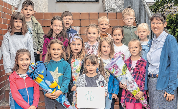 Die Schülerinnen und Schüler der Klasse 1b der Grundschule Gartz: Tymon Czerkawski, Dalia Dudek, Sophie Eggert, Hanna Grulkowska, Karl Roland Kluge, Lena Kolanek, Maja Liszewska, Clara Mademann, Konrad Medynski, Mathilda Miseler, Eria Sempf, Veronika Skliarenko, Laura Szczepanska, Amy Unger, Oleksandr Vahapov, Kacper Winnik, Klassenleiterin Heidi Luksch