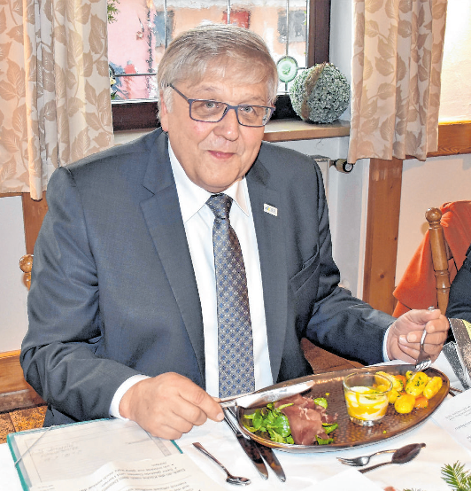 Landrat Helmut Weiß hat die Wildbretwochen eröffnet.