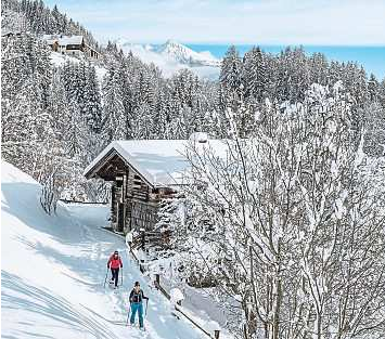 Gäste tauchen ein in eine Winterwunderwelt beim Urlaub in der Nationalpark-Region Hohe Tauern in Kärnten. Fotos: Franz Gerdl (3)