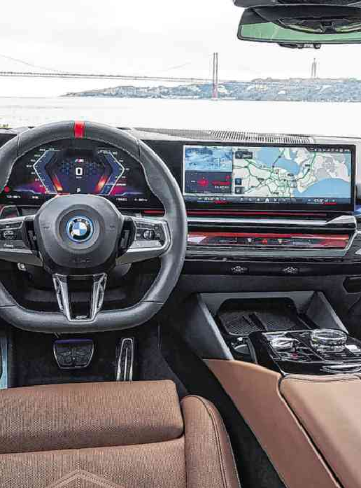 Der BMW i5 verfügt über eine moderne Ausstattung.