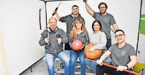 Das Team von Mergim Binakaj (hinten links). FOTO: ENK