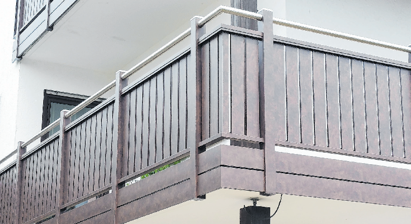 Hochwertige und langlebige Materialien wie Aluminium machen einen Balkon zu einer guten Anschaffung. Örtliche Fachbetriebe beraten Sie gerne in Ruhe. Foto: Eigel