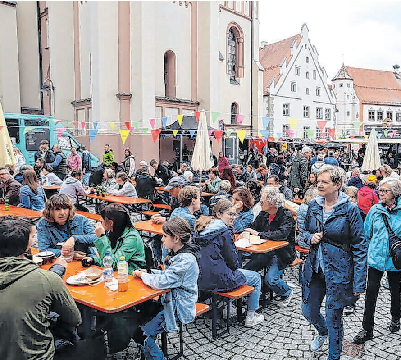 Der Streetfood-Markt hat internationale Köstlichkeiten zu bieten. FOTOS: MAGDALENA GRÄFE/ARCHIV