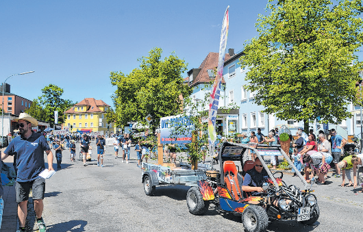 Beim großen Festzug ist wieder für ein äußerst breites Spektrum gesorgt. Neben den zahlreichen Teilnehmern wird auch eine Vielzahl an Zuschauern aus nah und fern erwartet. Fotos: Klemens Hoppe