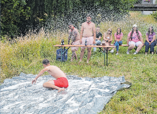 Lebensfreude und Geselligkeit sind wesentliche Elemente der Kirchweihtage. Fotos: Alexander Biernoth