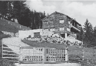 Die Struktur des früheren Gebäudes wird im Neubau zitiert. Bild: zvg