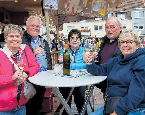 Das Heimatfest bietet den idealen Rahmen für ein geselliges Beisammensein. FOTO (A) BLANKA THIEME-DIETEL