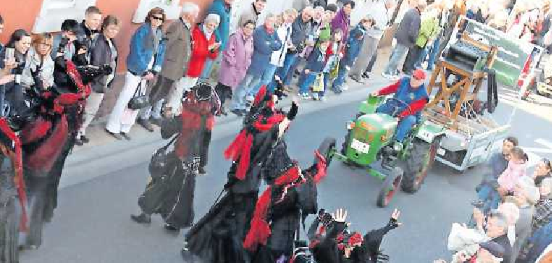 Am Sonntag bewegt sich der Festzumzug durch die Straßen. FOTO: GEMEINDE BOCKENHEIM/GRATIS