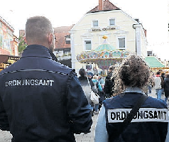 Das Sicherheitskonzept für Sim-Jü 2024 ist nach dem Messerangriff in Solingen verstärkt worden. FOTO (A) JÜRGEN WEITZEL