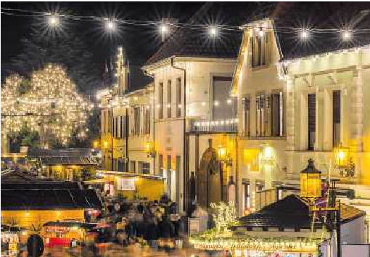 Der Weihnachtsmarkt in Deidesheim zählt zu den romantischsten Weihnachtsmärkten Deutschlands FOTO: TOURIST SERVICE GMBH DEIDESHEIM/GRATIS