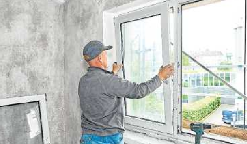 Beim Fenstertausch sollten die neuen Modelle mit Bedacht gewählt werden. FOTO: DJD/REHAU AG + CO