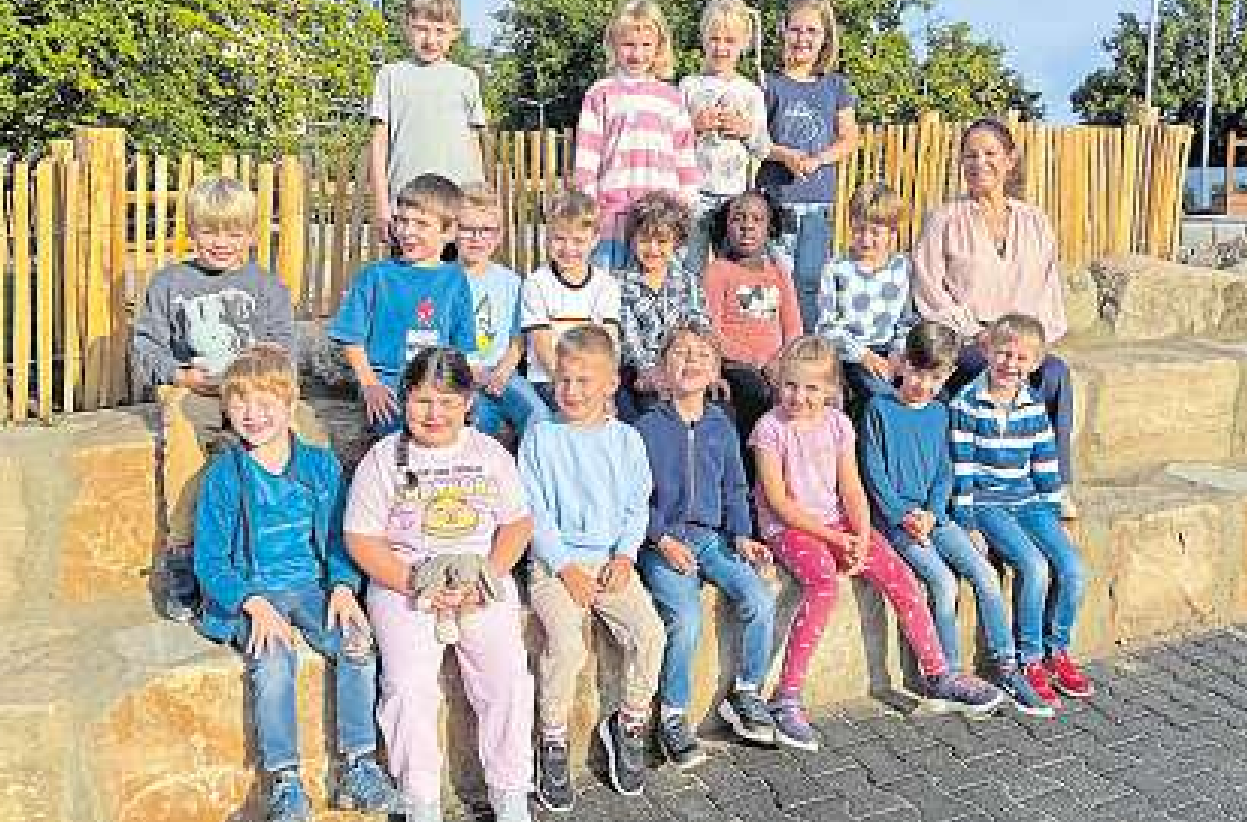 Die Klasse 1c mit Klassenlehrerin Sophie Strickrodt.