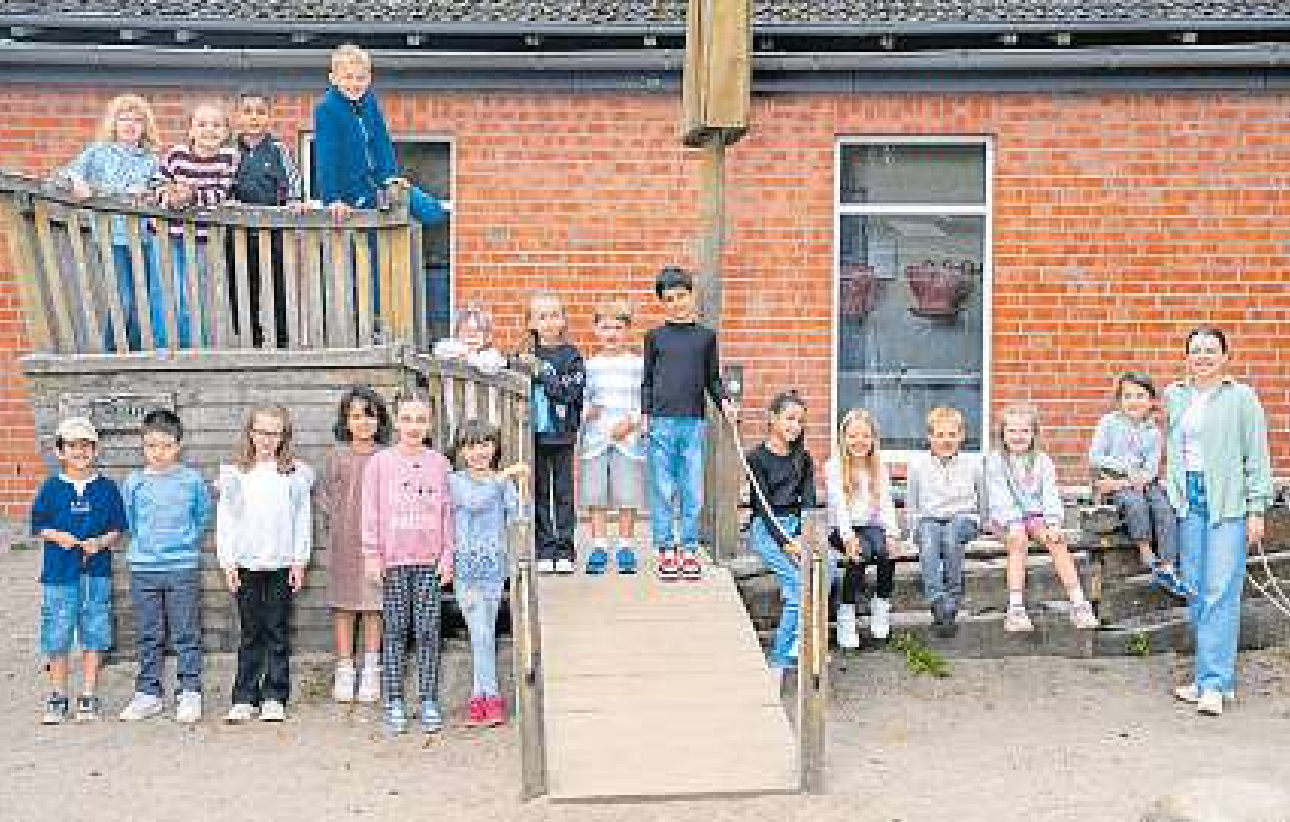 Die Klasse 1c mit Klassenlehrerin Lisa Mundt.