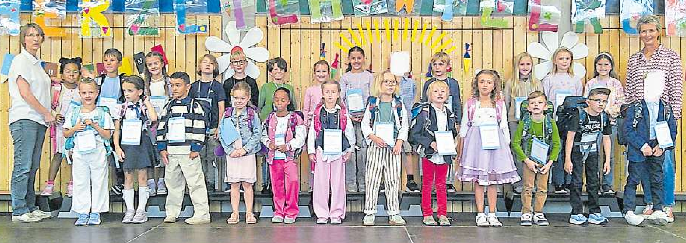 Eisbären, Klassenlehrerinnen Fr. Laukien, Fr. Delonge