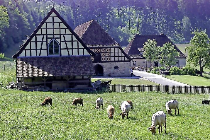 Die Alte Schäferei ist alljährlich Austragungsort vieler Feste und Märkte. FOTO: PR