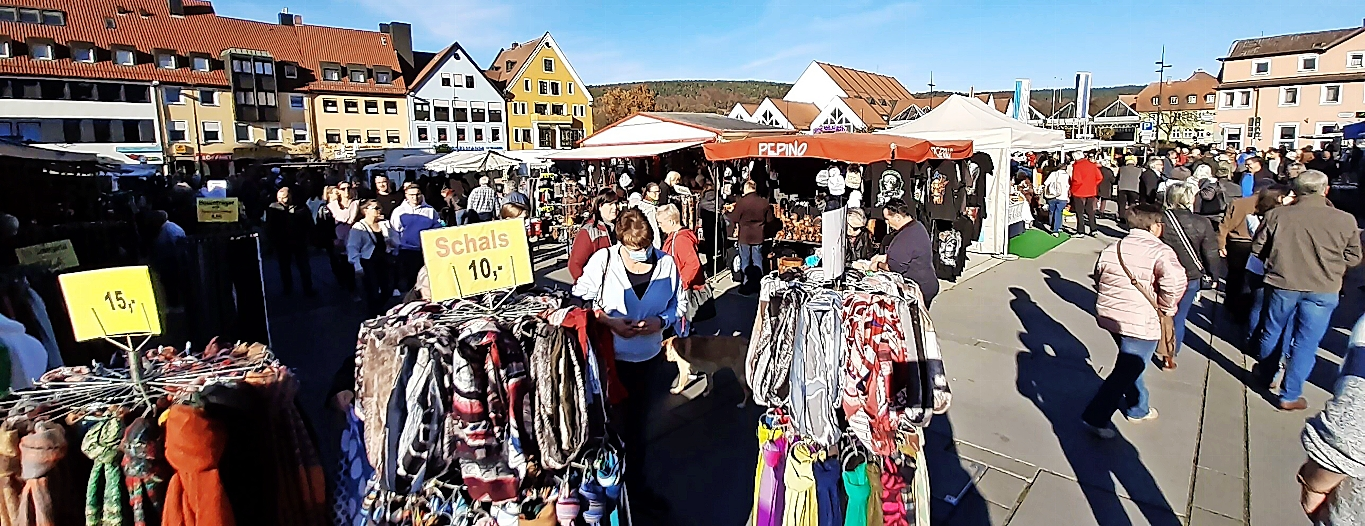 Der traditionelle Herbstmarkt löckt am Wochenende sicher wieder zahlreiche Besucher in die Kulmbacher Innenstadt. 