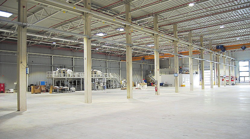 Auch von innen kann sich McAirlaid's neue Produktionshalle sehen lassen.