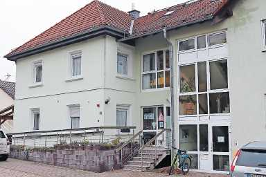 Steht in Trägerschaft einer GmbH: das Alten- und Pflegeheim ,,Haus Emma" im Rockenhausener Ortsteil Marienthal. FOTO: MWL